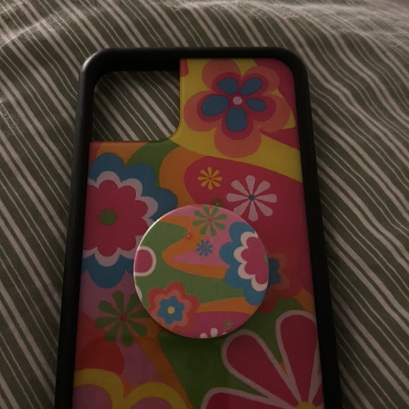 Groovy Wildflower case - Picture 4 of 5